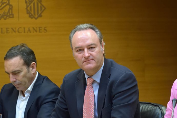 Fabra en la comparecencia en las Corts sobre Ciegsa