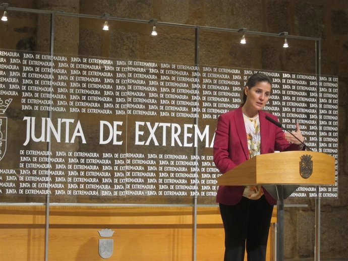 La portavoz de la Junta, Isabel Gil Rosiña               