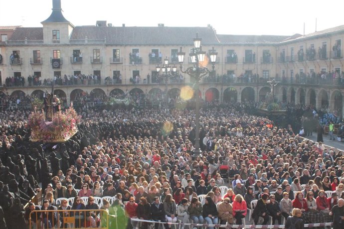 Procesión del Encuentro en León