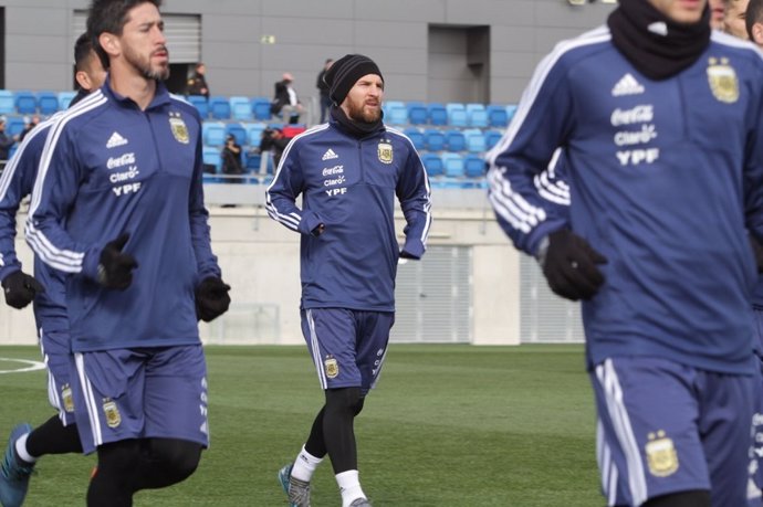 Leo Messi entrenamiento Argentina selección