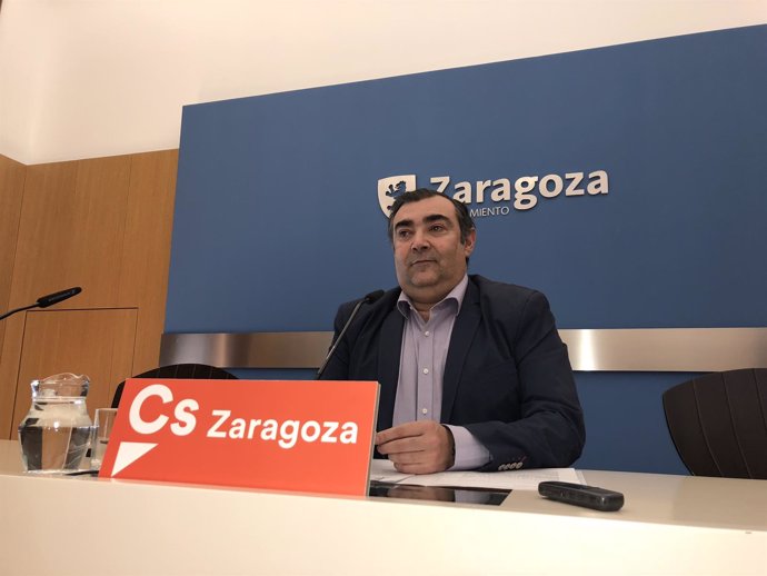 El concejal de Ciudadanos en el Ayuntamiento de Zaragoza, Alberto Casañal
