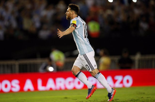 Leo Messi celebra el gol