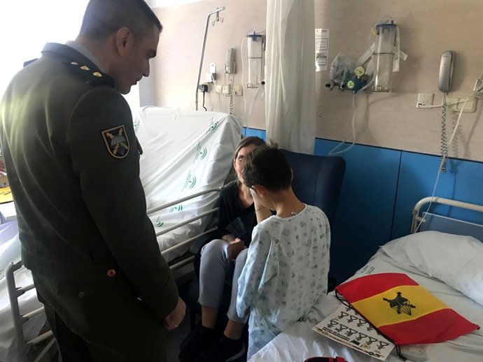 Brigada Paracaidista visita el Materno Infantil