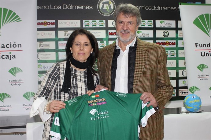 Fundación Unicaja Colaborará Con El Club De Balonmano Los Dólmenes De Antequera