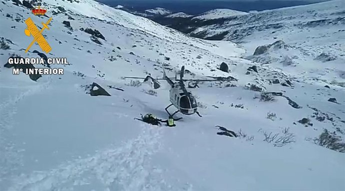 Rescate de un montañero en el pico Valdecebollas. 27-3-2018
