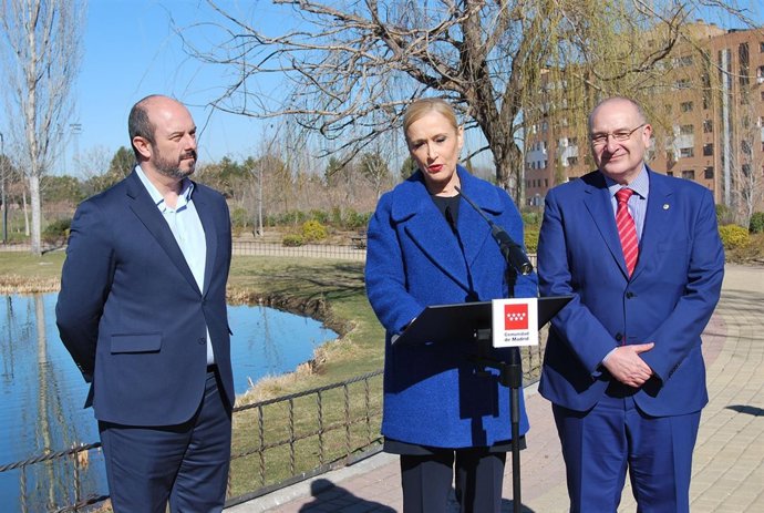 Cristina Cifuentes en el municipio madrileño de Parla