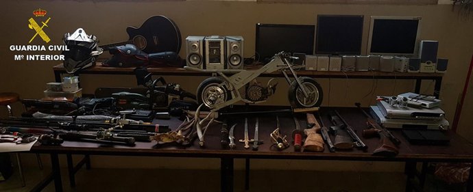 Los efectos recuperados por la Guardia Civil en Hornachuelos