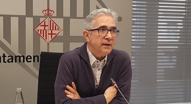 El concejal de Vivienda de Barcelona, Josep Maria Montaner
