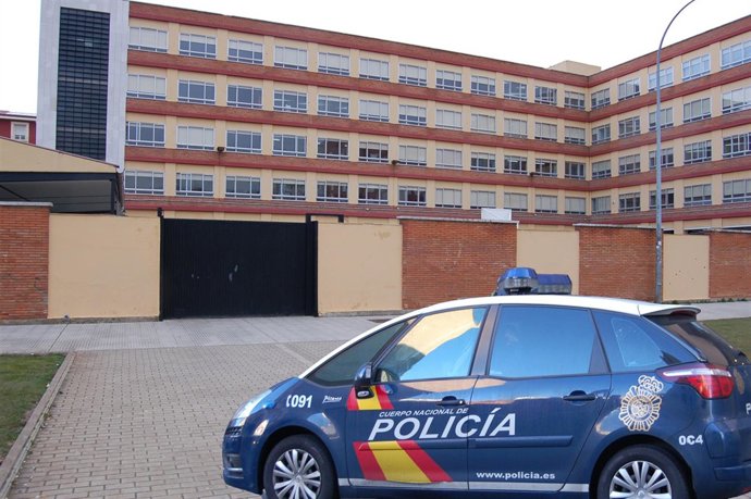 Uno de los colegios visitados por el 'caco'.27-03-18