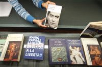 10 frases de Mario Vargas Llosa para reflexionar