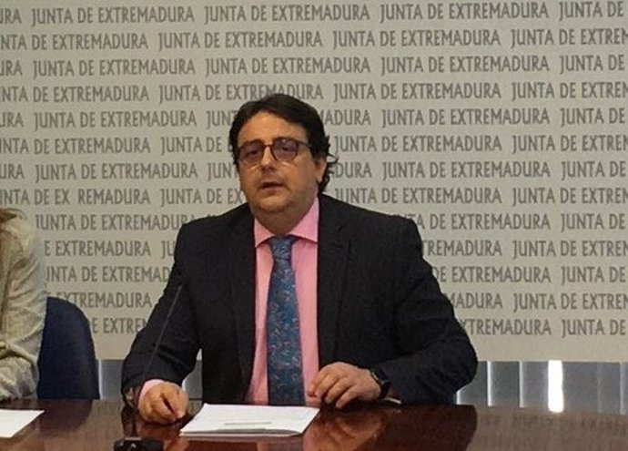 Consejero de Sanidad, José María Vergeles 