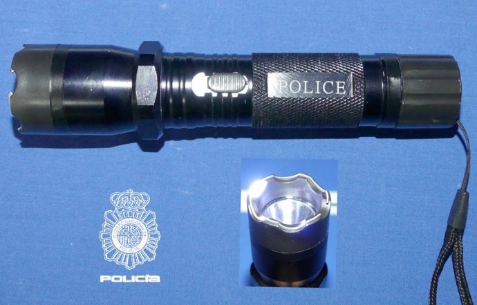 Linterna 'taser' incautada, 28-3-18