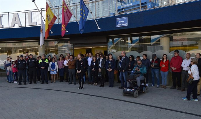 Las Torres de Cotillas guarda un minuto de silencio 