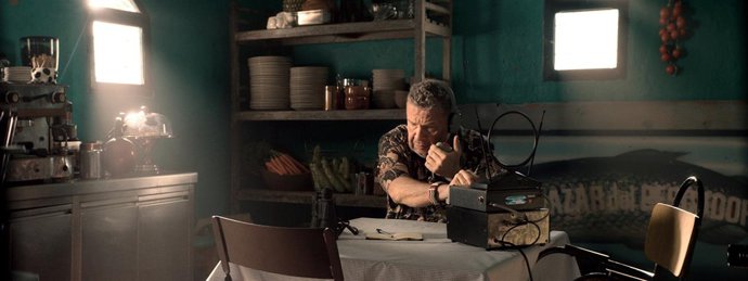 Alberto Chicote protagoniza la nueva campaña de Estrella Damm