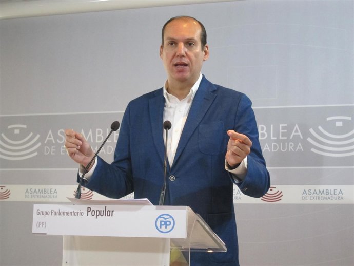 El portavoz de Hacienda, Luis Alfonso Hernández Carrón                        