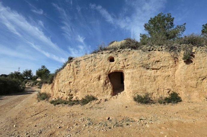 Trinchera en Riba-roja