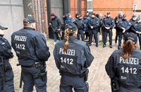 La Policía Nacional detiene a los dos mossos que acompañaban el domingo a Puigdemont cuando fue detenido