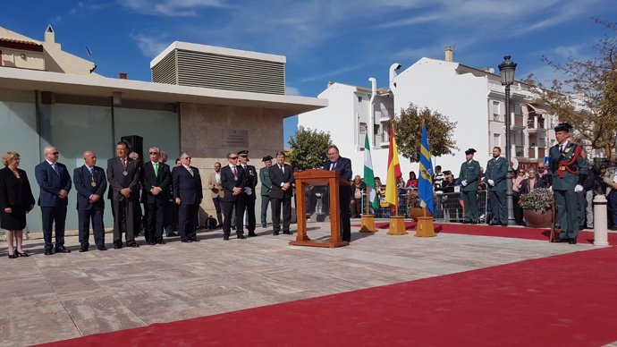 Inauguración monolito Guardia Civil en Alhaurín de la Torre