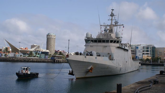 El buque de acción marítima 'Rayo' regresa a su base en Gran Canaria