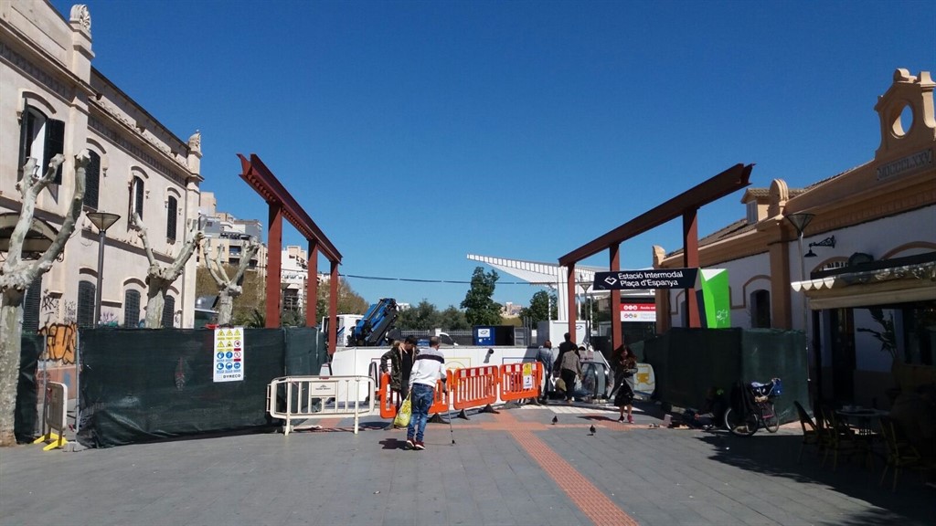 Las obras de la cubierta del acceso a la Estación Intermodal