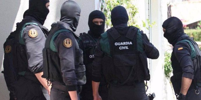 La Guardia Civil detiene en Palamós (Girona) a una mujer por yihadismo