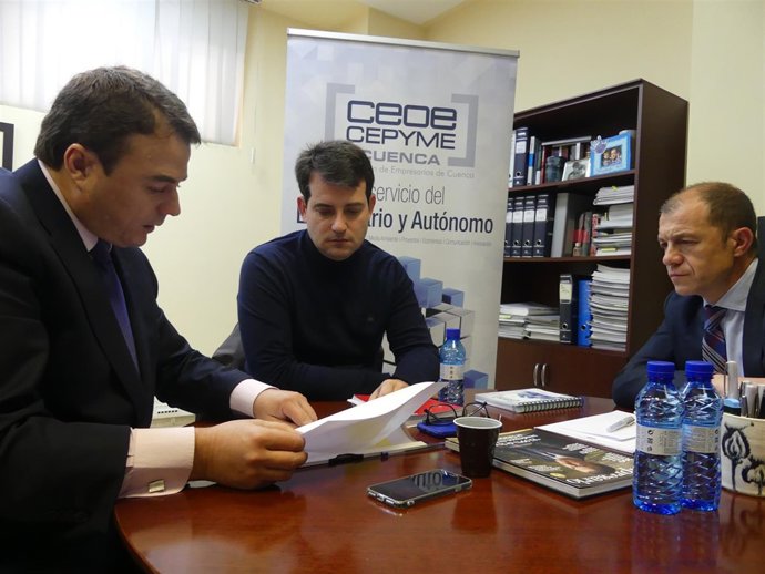 Los dirigentes de CEOE y UGT Cuenca, Peña y Azcoitia, se reúnen por primera vez