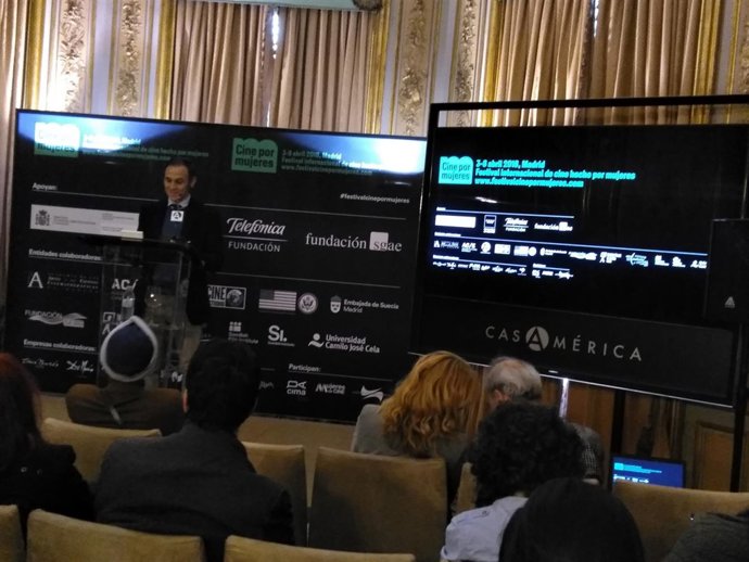 Presentación del Festival 'Cine por mujeres'