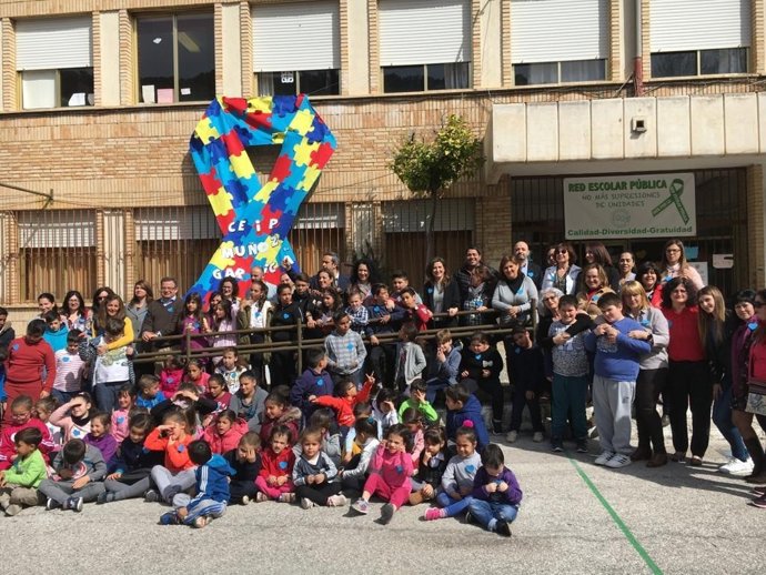 Día del Autismo en el CEIP Muñoz Garnica