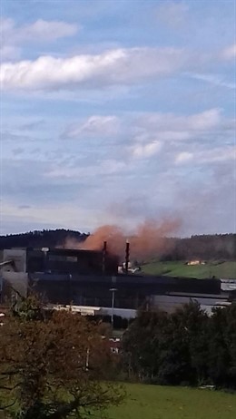 Arcelor nubes naranjas