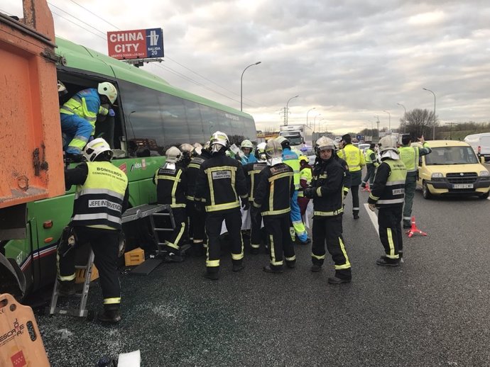 Accidente del autobús en Pinto
