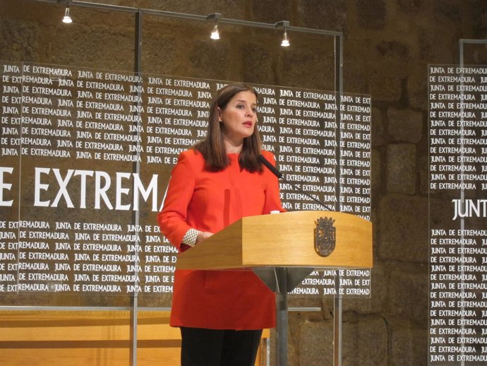 La portavoz de la Junta de Extremadura, Isabel Gil Rosiña                    