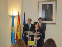 Sáenz de Santamaría destaca la "figura clave" del Delegado como "transmisor" de las acciones del Gobierno