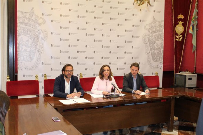 Nota Del Grupo Popular En Granada Sobre El Centro Lorca