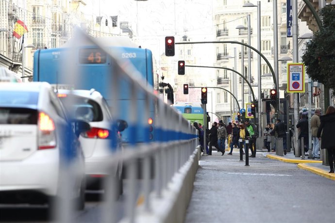 Semipeatonalización y restricción a dos carriles en la calle Gran Vía de Madrid