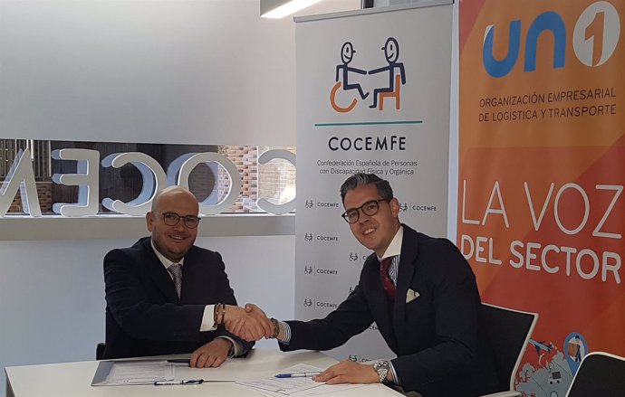 Firma del convenio entre Cocemfe y la patronal logística UNO