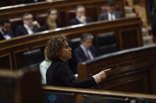 Dolors Montserrat en la sesión de control al Gobierno en el Congreso