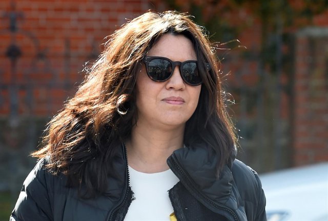 Marcela Topor, mujer de Puigdemont, le visita en la cárcel en Alemania