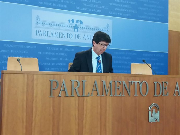 El presidente y portavoz de Cs en el Parlamento andaluz, Juan Marín