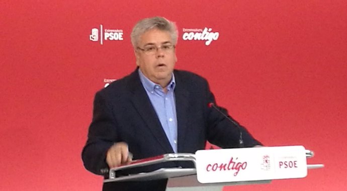 Ignacio Sánchez Amor en la rueda de prensa de este miércoles en Mérida