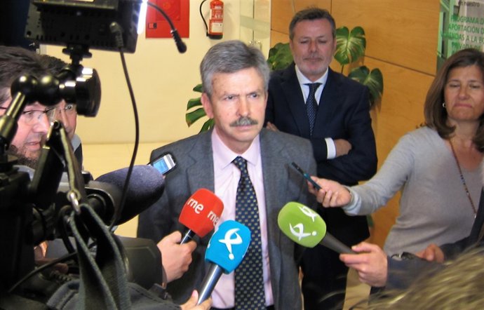 El consejero de Economía e Infraestructuras, José Luis Navarro