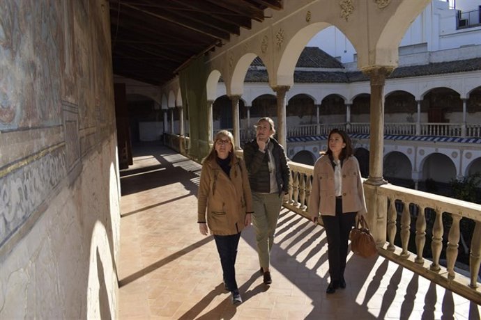 Las concejales del PP visitan un convento