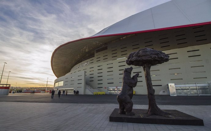 Estatua oso madroño Wanda Metropolitano