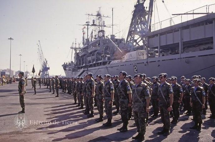 Primer embarque de militares españoles a Bosnia