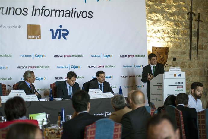 Francisco Reyes, durante el desayuno informativo