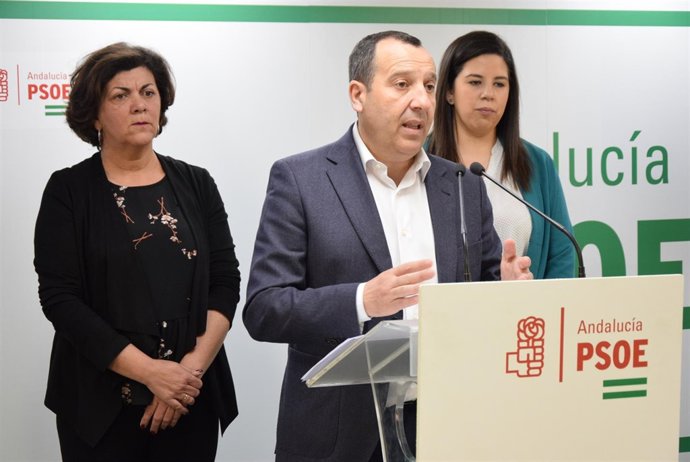 Ruiz Espejo en rueda de prensa 