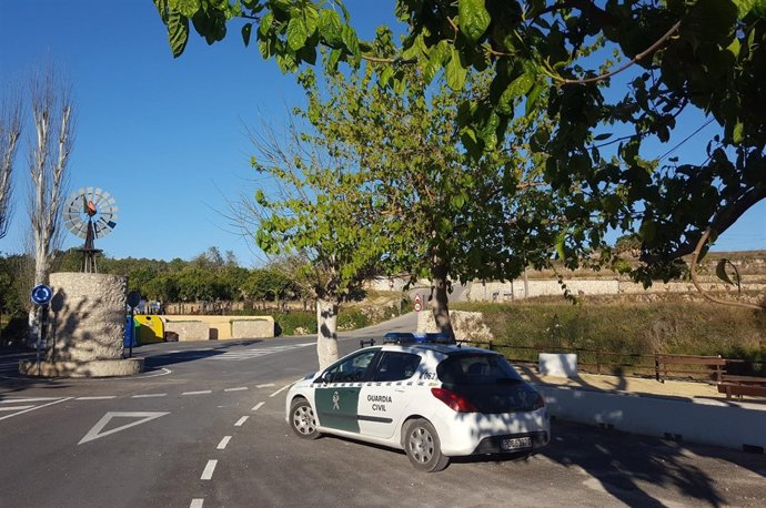 LA Guardai Civil esclarece estafas en uan operación en Moraira