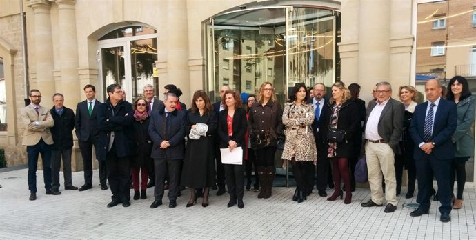 Concentración de los jueces y fiscales riojanos