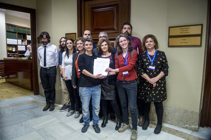 Unidos Podemos-En Comú-En Marea registra una ley para regular los alquileres
