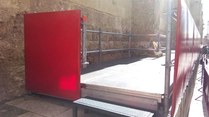 Uno de los palcos en el muro Oeste de la Mezquita