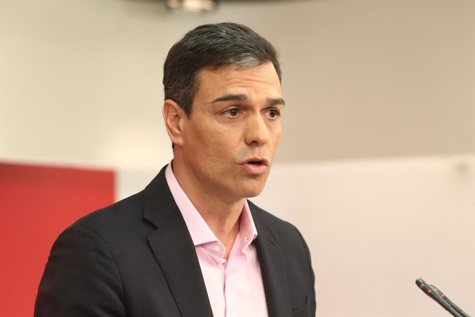 Rueda de prensa del líder del PSOE, Pedro Sánchez, en la sede del partido